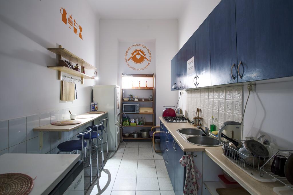 Hostel Cinnamon Краков Экстерьер фото