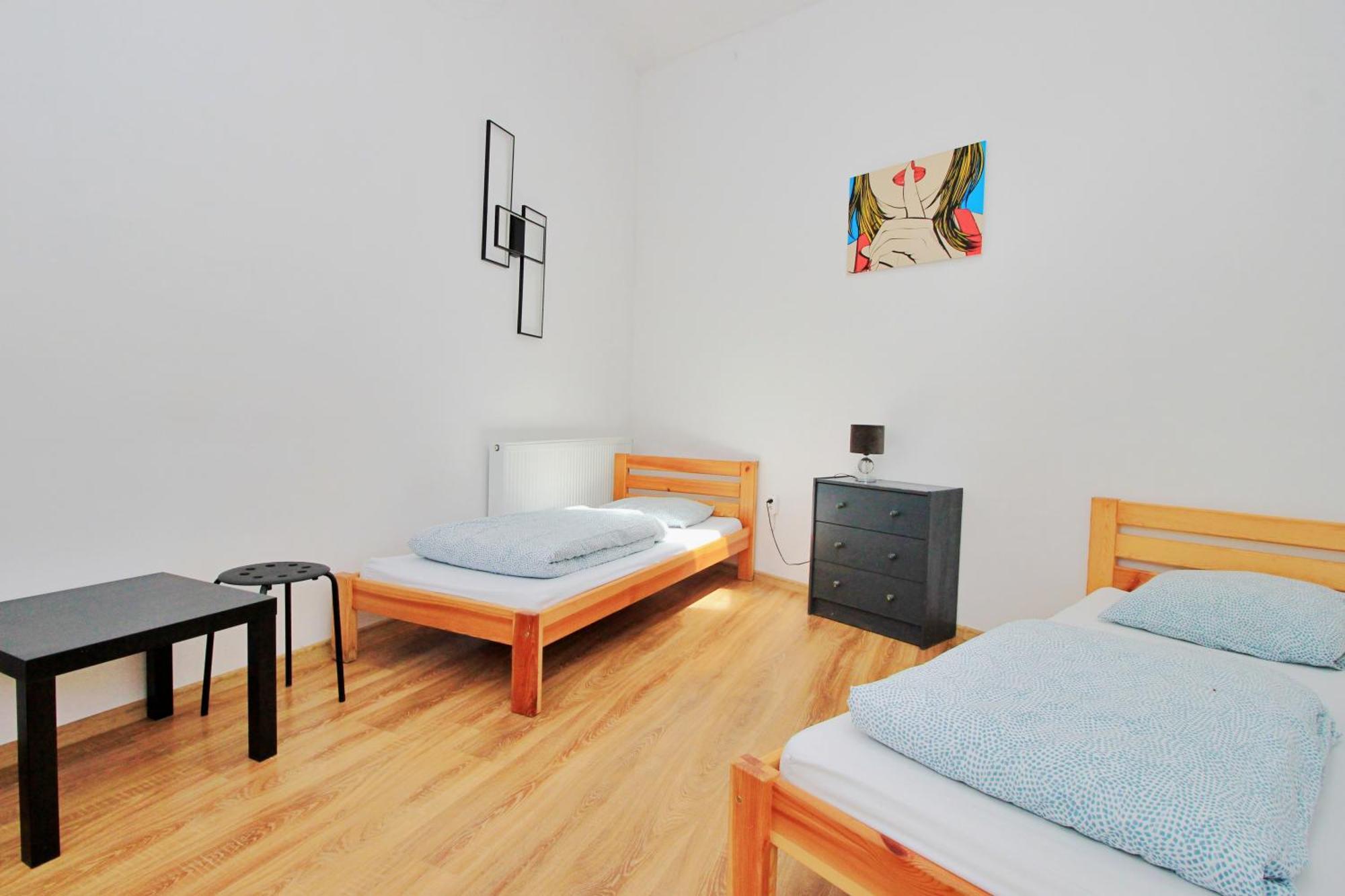 Hostel Cinnamon Краков Экстерьер фото