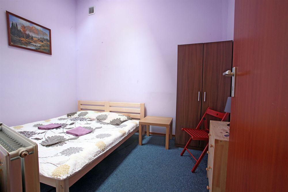 Hostel Cinnamon Краков Экстерьер фото