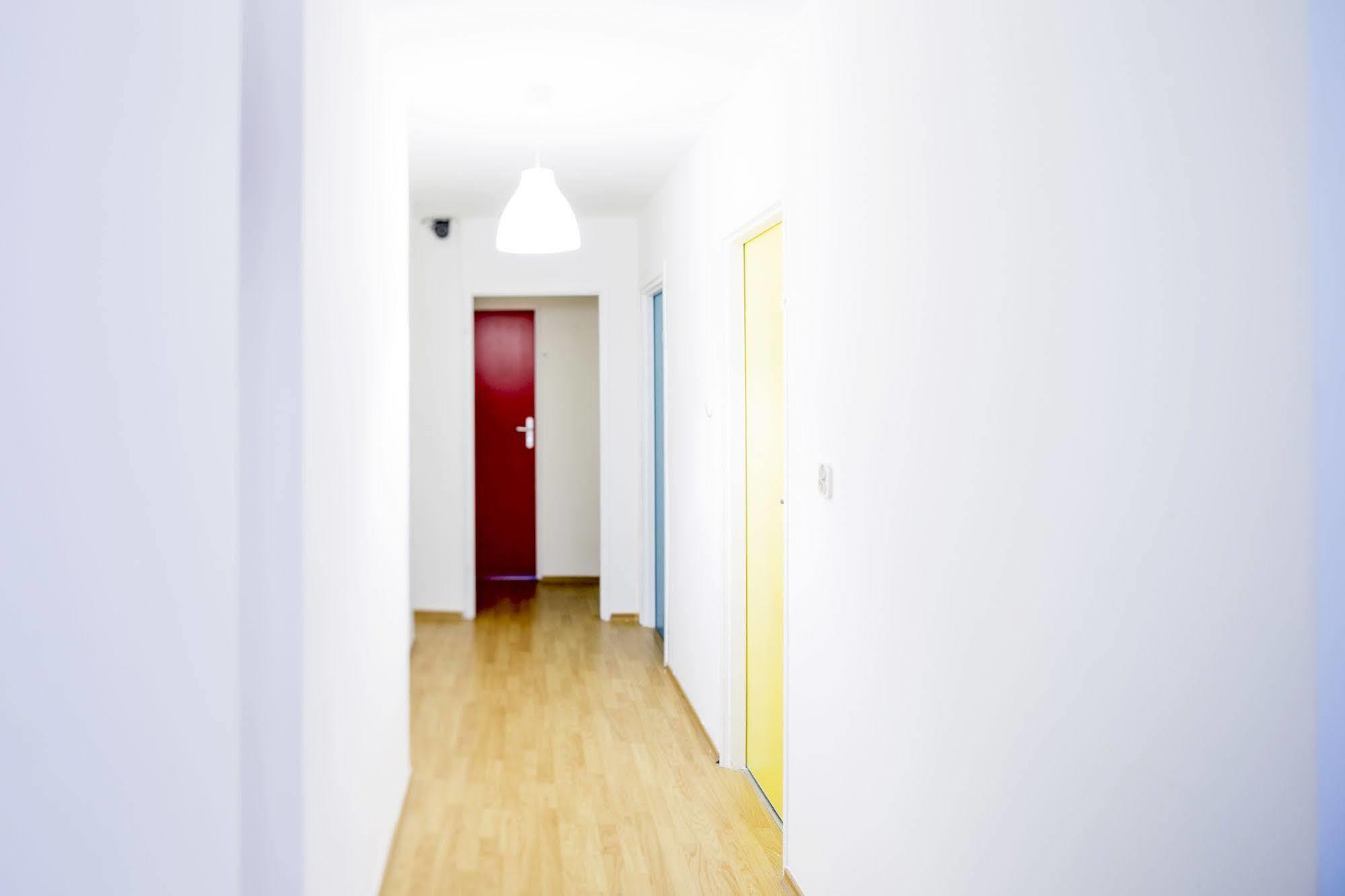 Hostel Cinnamon Краков Экстерьер фото