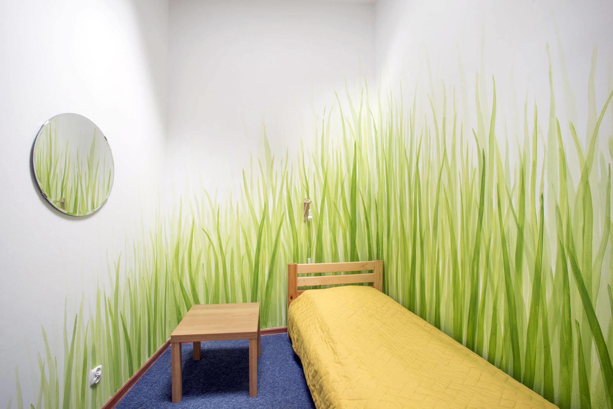Hostel Cinnamon Краков Экстерьер фото